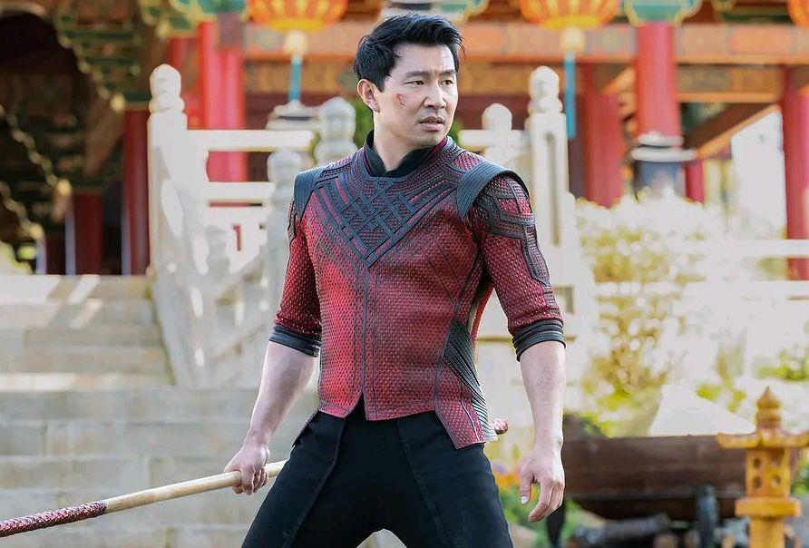 章子怡|梁朝伟凭借《尚气》获首个奖项，奥斯卡已经在向他招手