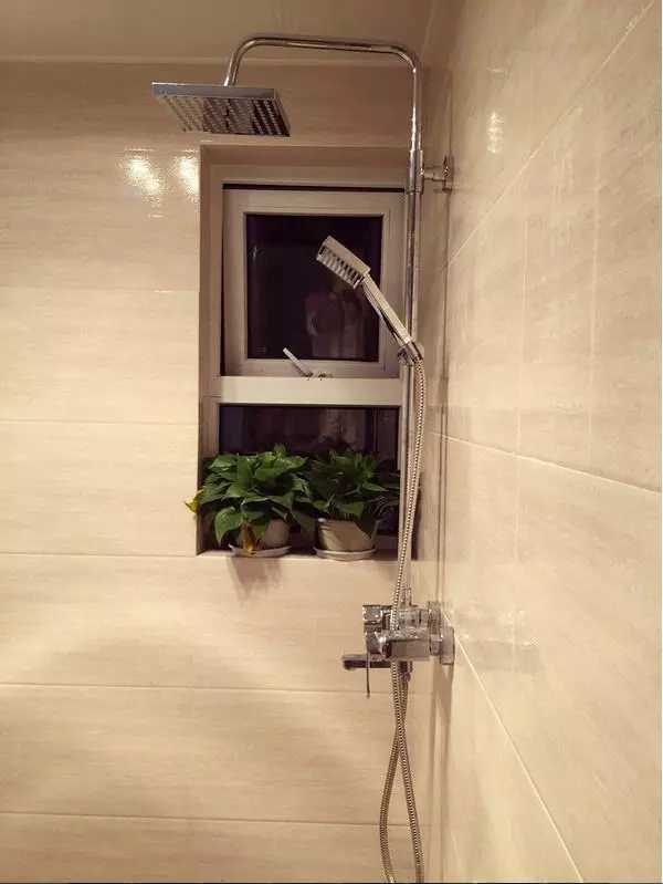 朝鲜族|家里来客人，房间小不够住，把阳台改成卧室后，竟成了媳妇的闺房