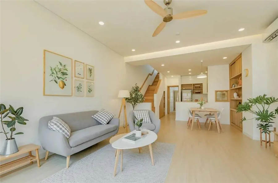 小姐姐|日本90后女孩的100㎡复式小家，干净到一尘不染！网友：太向往了