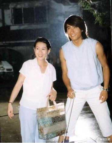 胡兵|51岁胡兵终于是倒下了，惊醒所有人！