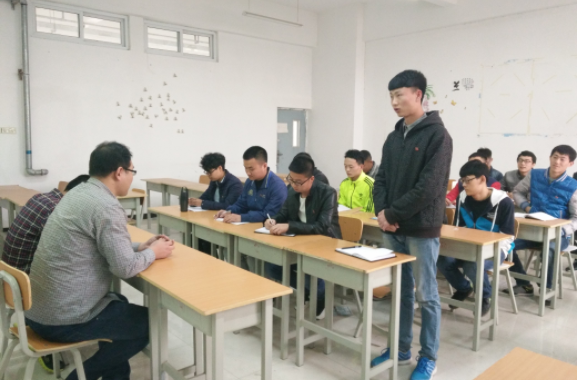 大学|过来人票选“十大后悔专业”，会计、教育均上榜，一入医学深似海