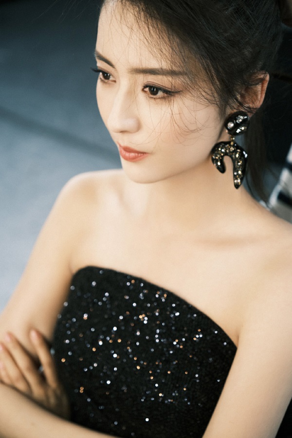 佟丽娅|佟丽娅：不怪杨幂，也不怨陈思诚？女人要早点远离渣男