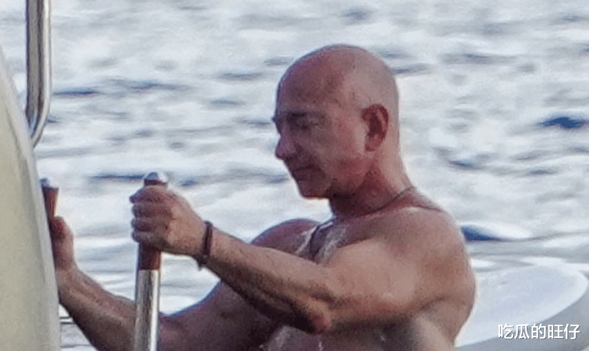 明星出轨|贝佐斯：抛弃相守25年的原配，出轨好友妻子，花1.65亿为她买豪宅