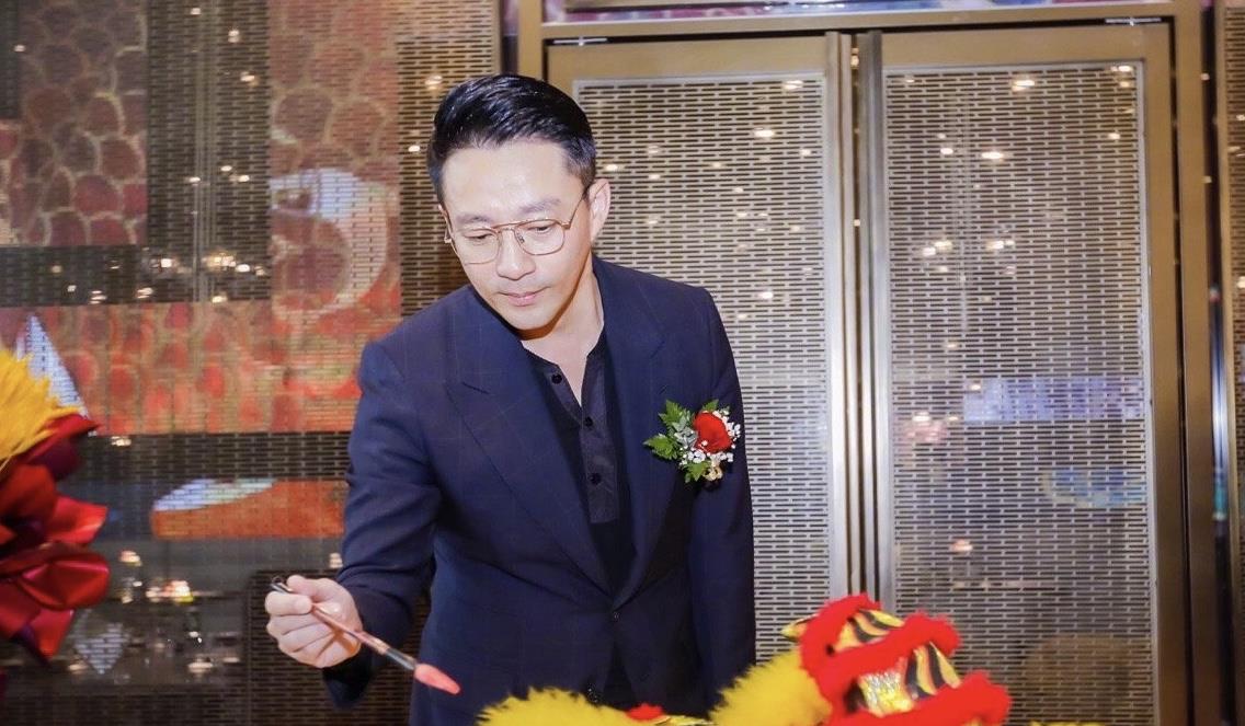 大S|汪小菲离婚20多天,连开11家店!网友:果然大S不“旺夫”!