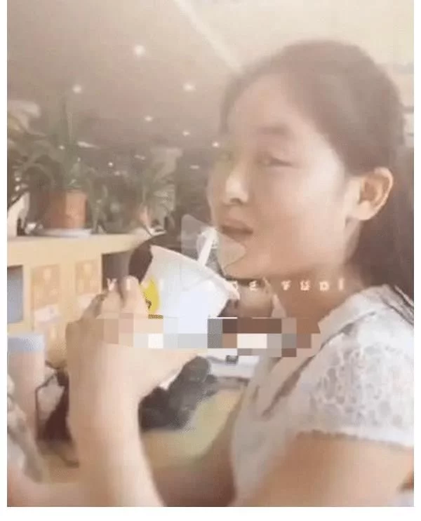 林生斌|林生斌现任老婆大学青涩照曝光！知情人质疑其是小三上位！