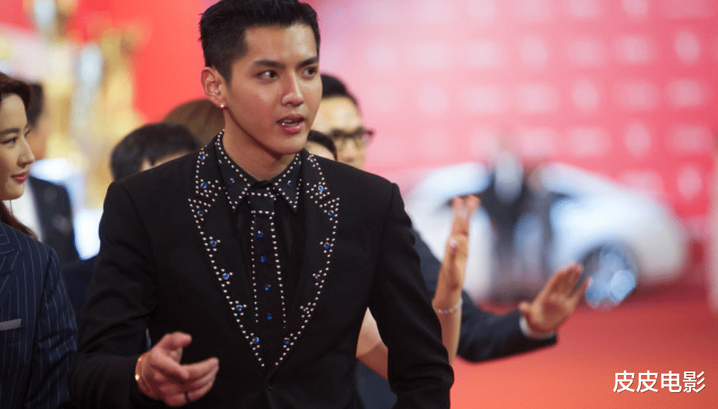 霍尊|十位被女人“锤毁”的男明星，太丢人了