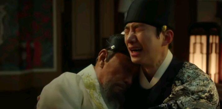 衣袖红镶边|成王：李俊昊的《衣袖红镶边》第12集，事业蒜上线，感情蒜下线