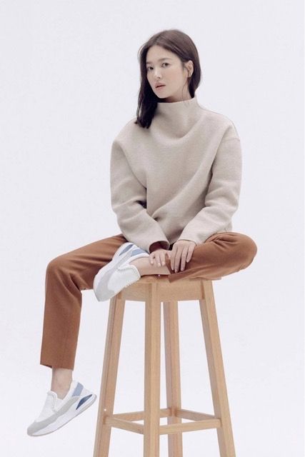 潮帮先生 气质穿搭只服宋慧乔，新剧“1+2”穿衣法优雅保暖，太适合秋冬季