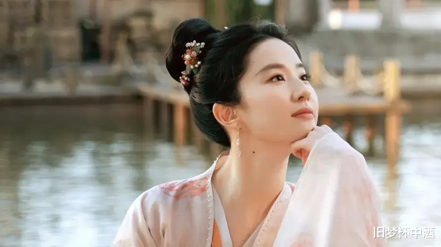 姐姐|出道18年，你喜欢她饰演的哪个角色？盘点神仙姐姐的出道生涯