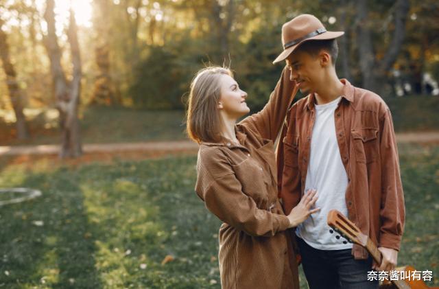 奈奈酱叫有容 “孩子出生是男孩，我就花20万娶你进门”“阿姨，孩子打掉了”