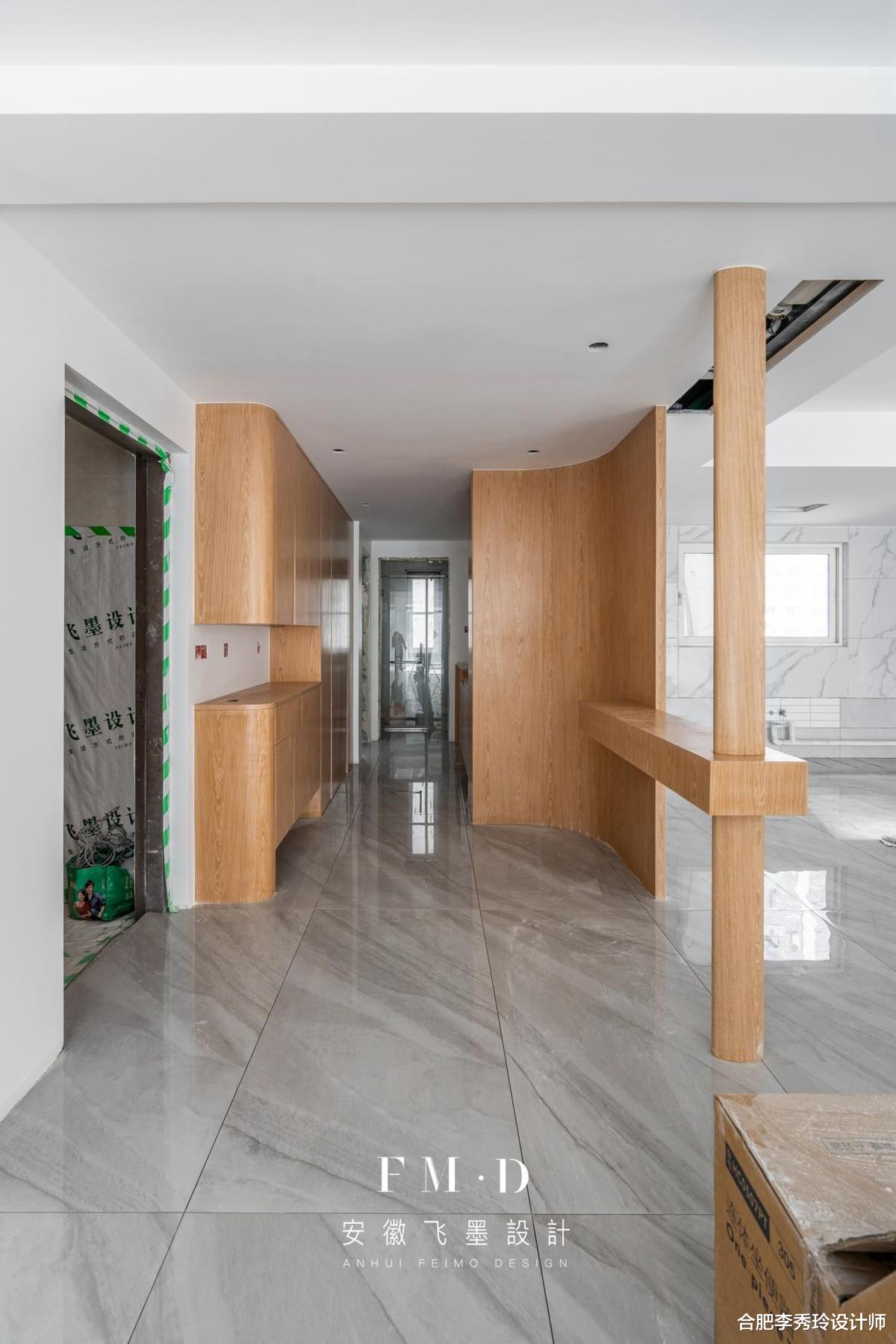 万科业主有远见,装3米1的柜子做步入式玄关+洗衣房,解决户型痛点