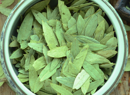 肝脏|3味中药被称作“烂肝大王”,医生直言:1味中成药,疏肝经,调肝郁