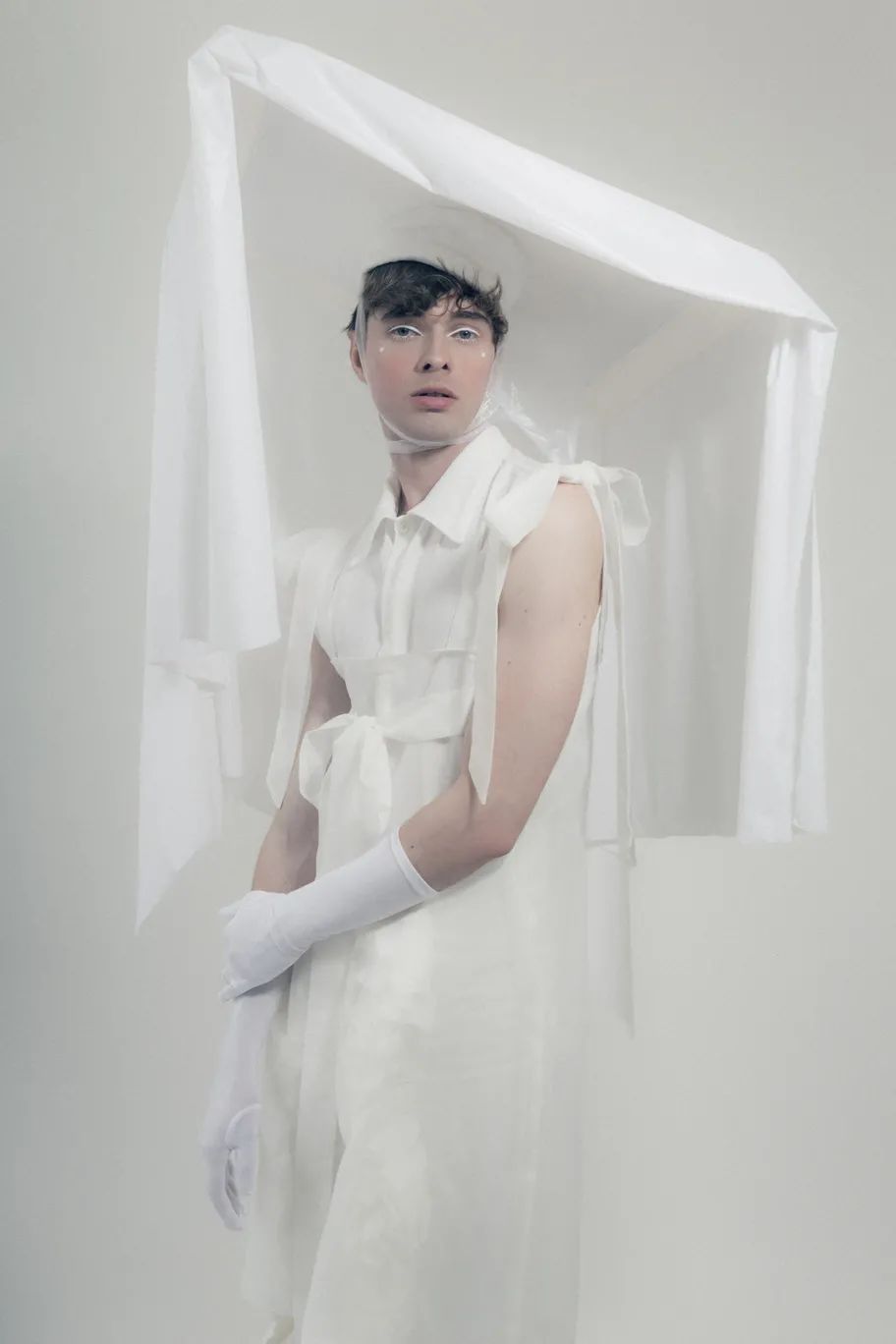 纺织服装时尚内参|男人穿婚纱也很美,这仙气缭绕男装,男生穿戴起来连女孩都脸红!