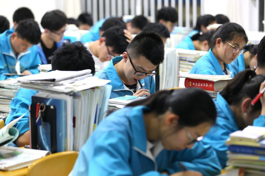 高校|能顺利考上名校的学生，都来自于什么样的家庭？过来人说出实情