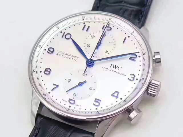 大厂手表评测|万国是如何沦落到被表友们戏称“真假难辨万”的？