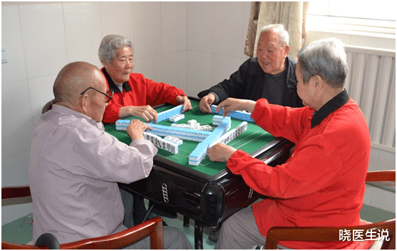 晓医生说|53岁老头不慎得高血压，听医生的话，常吃这种食物，血压170降到120