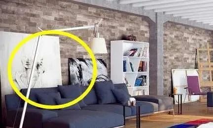 客厅沙发不能乱摆，老师傅看了直摇头，难怪你越住越穷