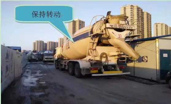 混凝土|混凝土浇筑：工人如何配置？现场如何控制？这28条安排的明明白白！