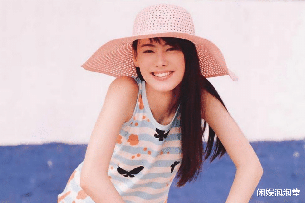 梁洛施|梁洛施吊打“第一炉钢”？被嘲“豪门弃妇”的她，没收5亿分手费