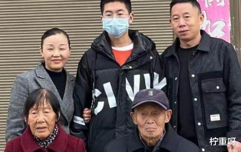 刘芸|孙海洋曾悬赏20万找孙卓，符建涛提供重要线索，曝其生父索要奖励