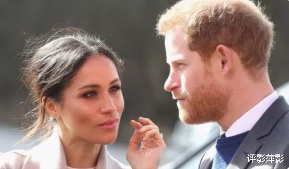 贾青|哈里王子想和妻子“分开”，镜头前梅根总是认真思考，他成为陪衬