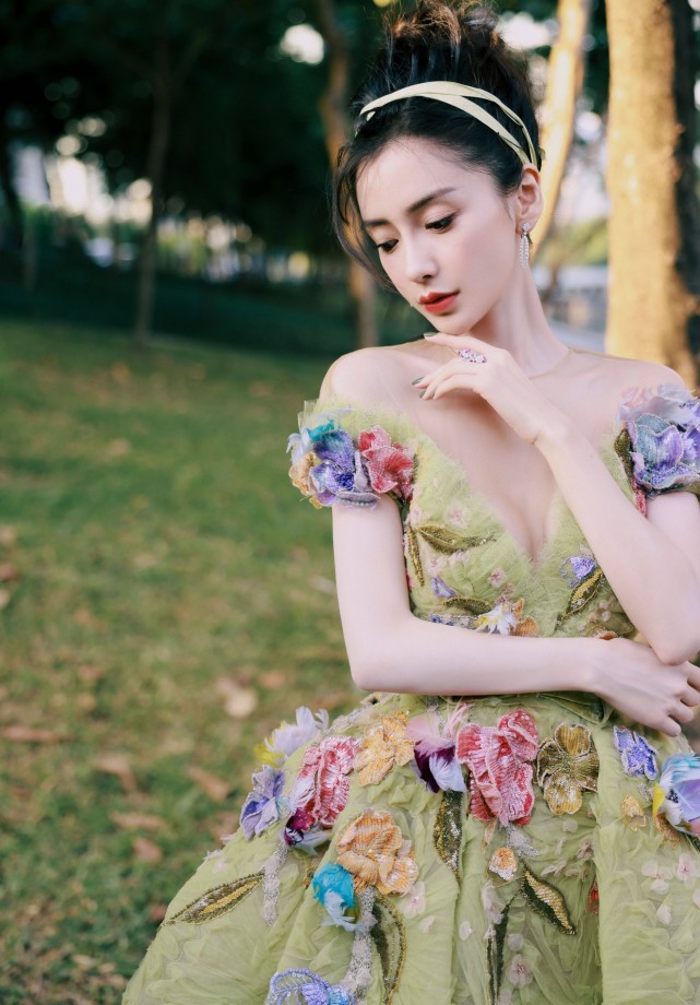 Angelababy|杨颖花仙子造型，美的就像花儿一样