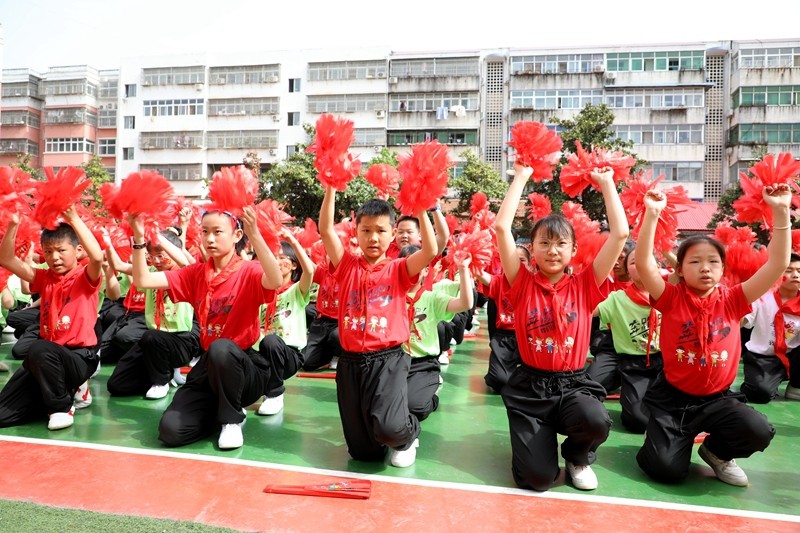 顶端潢川 潢川县逸夫小学第三届体育节隆重开幕