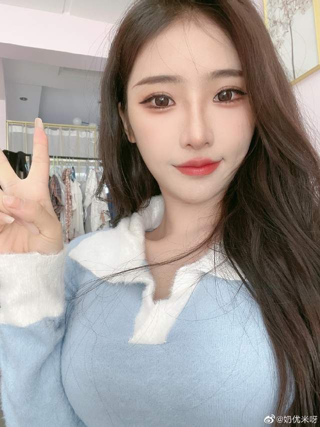 白鲨|让白鲨意犹未尽的斗鱼奶优米，舞姿大胆胜过米娜，12月日程公开了