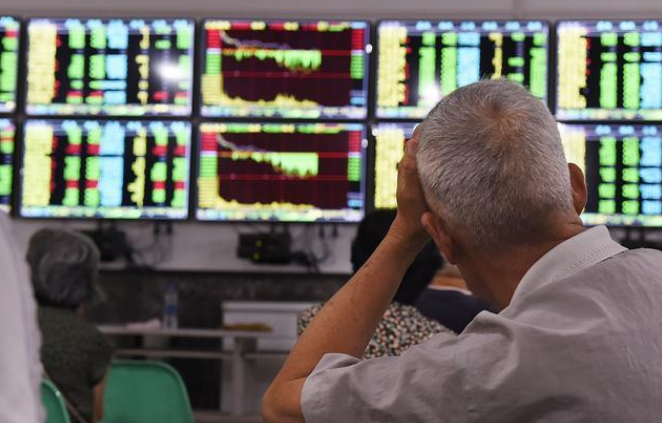 擒龙大哥 A股不安静，明日或将出现决定性变盘！