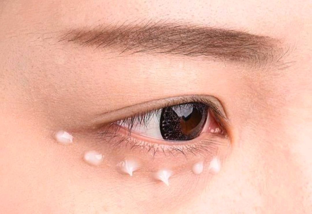 面霜|5个“懒女人”的护肤方法,45岁以上的女性可多用,方便效果也好