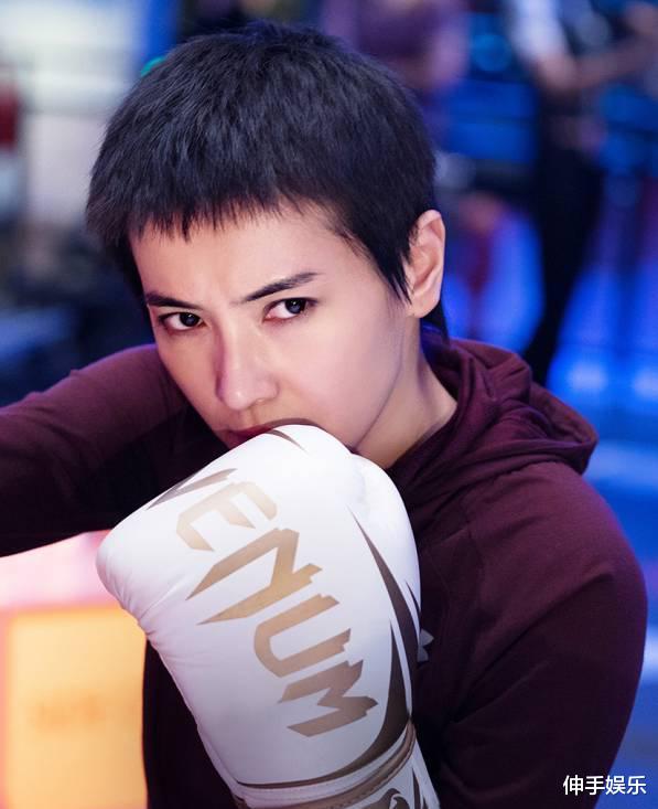 王俊凯|她在长安十二时辰里“一战封神”，而今搭朱亚文再演超A女配