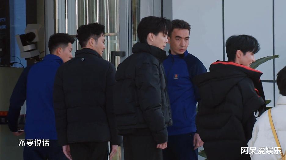 音乐剧|我们的滚烫人生开播，高瀚宇强行加戏，32岁的大男孩也该长大了