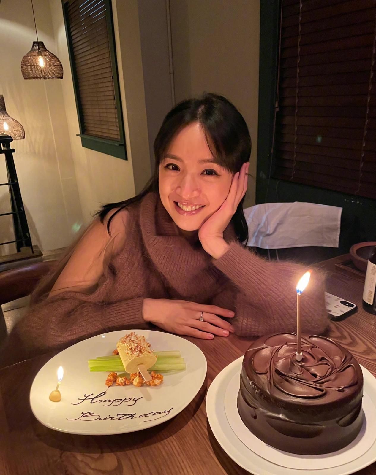 林依晨|林依晨产后状态满分，素颜上镜也靓丽，可惜土纯风穿搭网友不买账