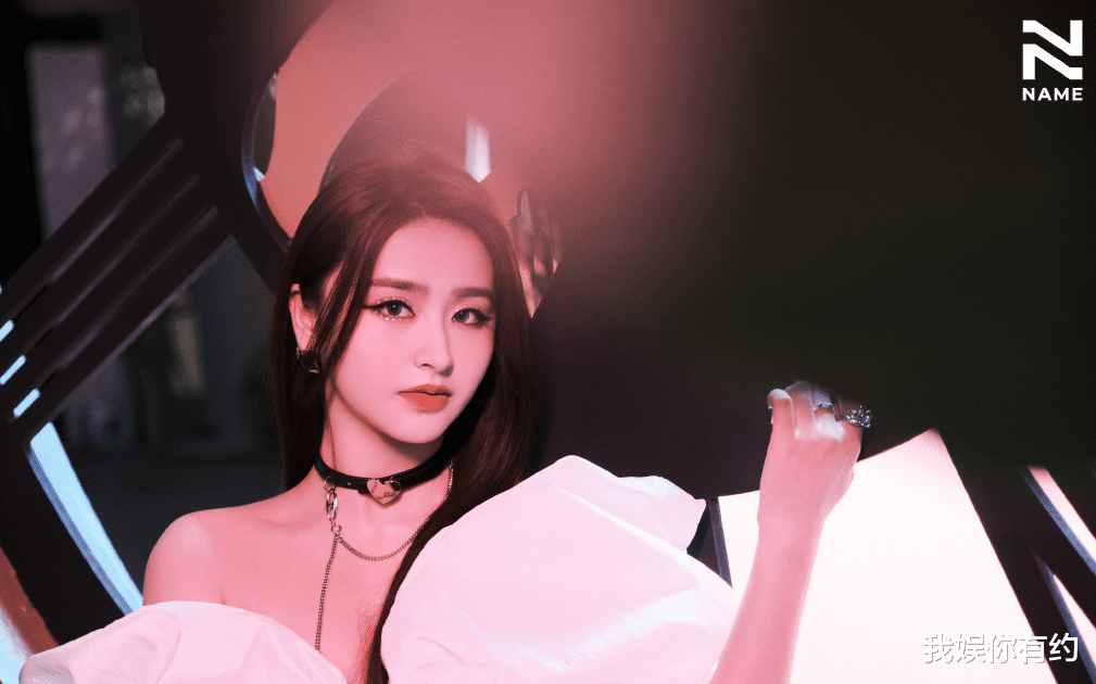 金子涵|身材备受路人质疑,跳舞频繁划水,被称为意难平的金子涵怎么了?