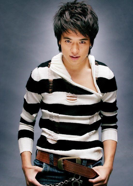 窦靖童|39岁高云翔的悲哀，足球梦碎，爆红后陷入风波，至今无法翻身