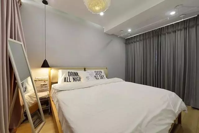 |48㎡复式老房经改造后一室竟变三室，顶层阁楼设计太给力了！