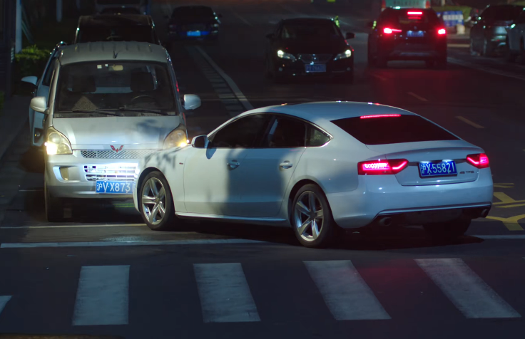 新闻发言人|《完美伴侣》收视破2!豆瓣却差评一片,观众差评理由出奇一致