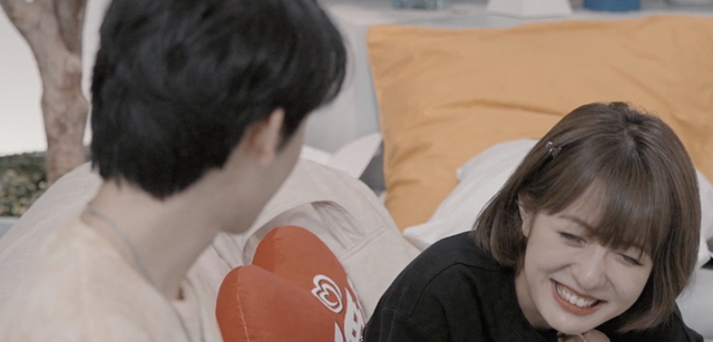 冉昊腾星座屋 方陈式后续:麦乐迪2个月涨粉100多万,工作太忙和Simon聚少离多