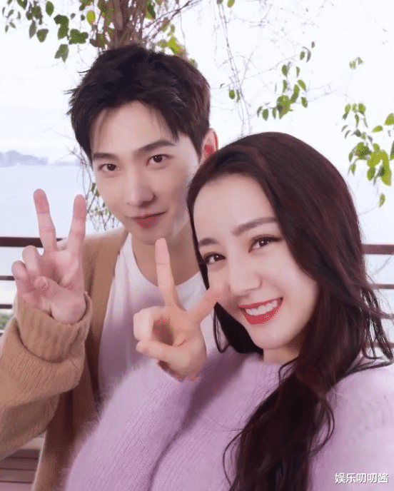 迪丽热巴|CP粉哭晕！热巴回怼与杨洋绯闻，飒爽自夸：迪丽热巴怎么会没人要