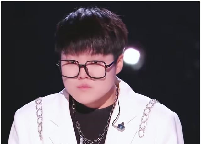 王菲|王靖雯好声音舞台忘词,评委、观众投票挽救,投资她的未来