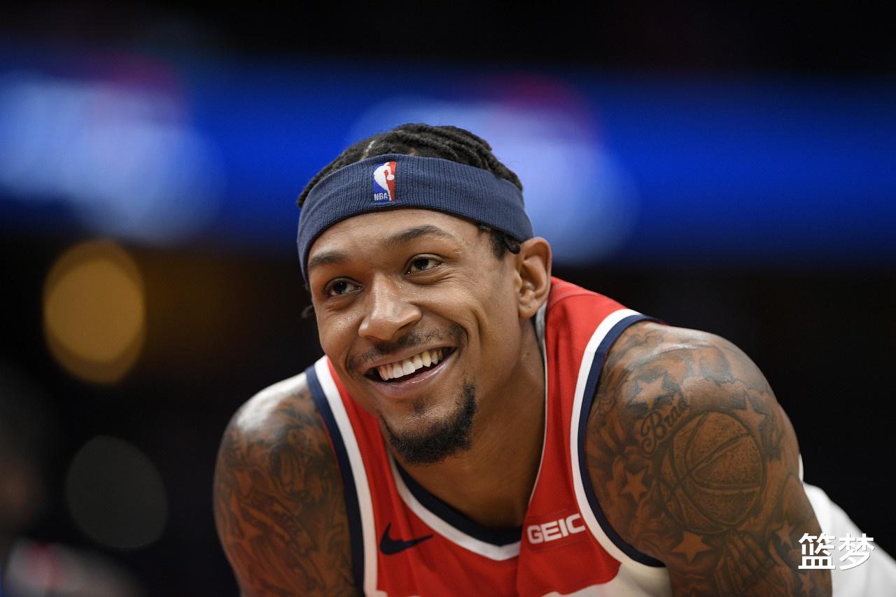 比尔得分大降，奇才登顶第一，休赛期交易太成功，麻雀直接变凤凰