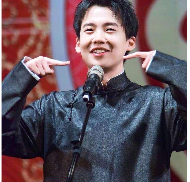 郭麒麟|郭麒麟被问：遇到曹云金要不要打招呼？郭麒麟的回答情商太高