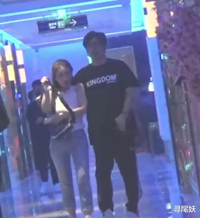 李湘|曾经爆火的“铁三角”何炅、李湘、维嘉,如今物是人非,唏嘘不已