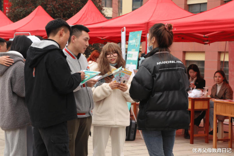 大学生|校招中也有“套路”，大学生提前了解顺利避开，才能找一份好工作
