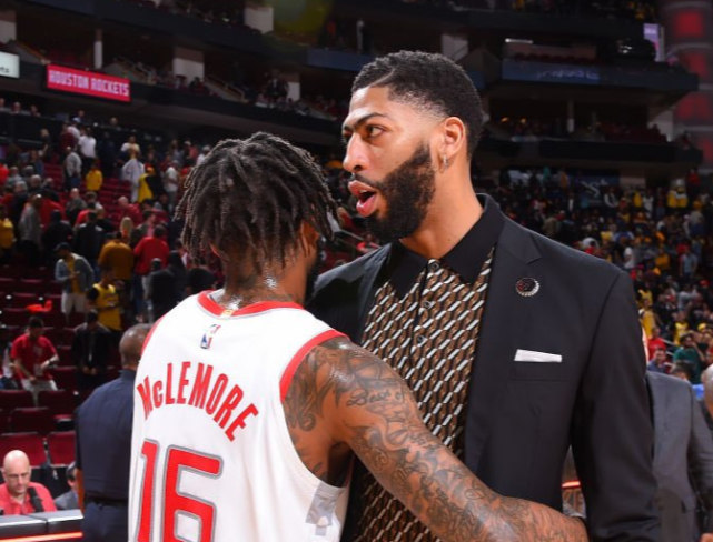 湖人队|确定加盟！湖人完成最后一签，28岁神射成总冠军最后拼图，詹姆斯招募又立奇功