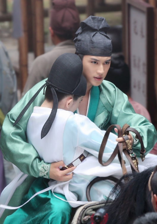 林一|不是每个男星古装都好看，现古装四丑出炉，每一个都很“酸眼睛”