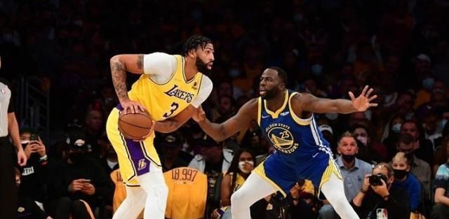 于时为伴 勇士逆转湖人取得开门红，帕金斯：不知佩林卡为什么会引进威少