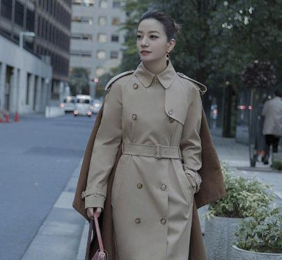 |有种“整容”叫赵薇换发型，从灵动少女切换到都市御姐风