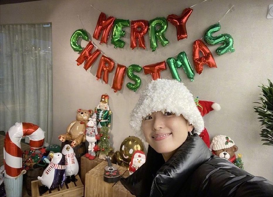 杨紫|《幸福》剧组重聚，韩孝周朴炯植再同框，男方瘦了好多