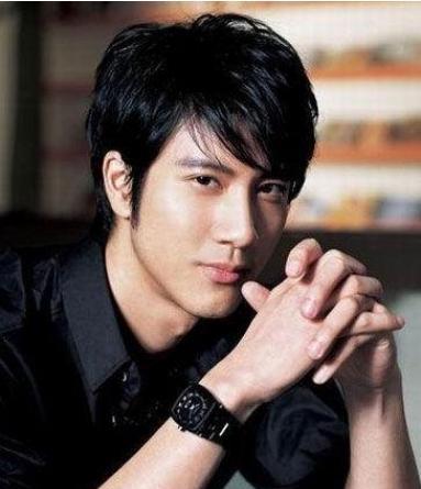 王宝强|王力宏给三胎儿子取名，全名5笔没有1笔是弯的，网友：是真学霸！